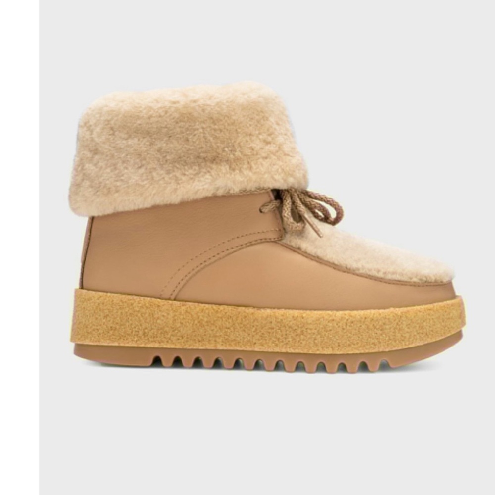 Cozy Tan Women's Boots
